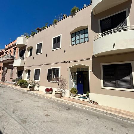 "A casa di Lele" tra centro&mare Avola Exterior foto